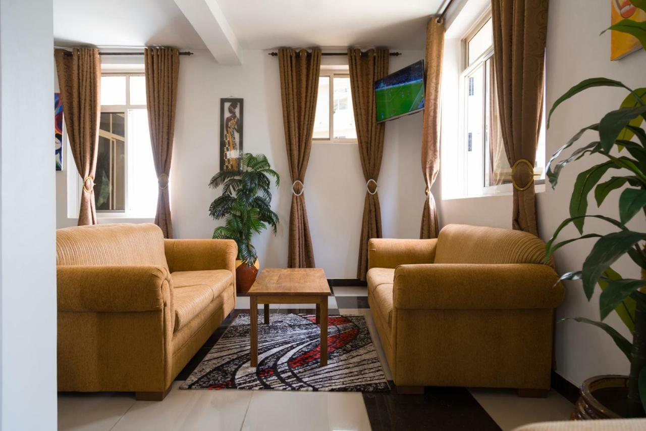 ארושה Two Mountains Lodge מראה חיצוני תמונה