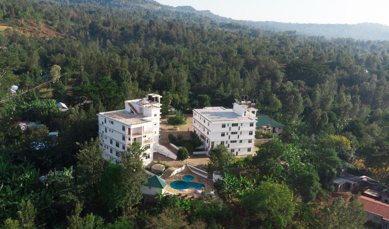 ארושה Two Mountains Lodge מראה חיצוני תמונה