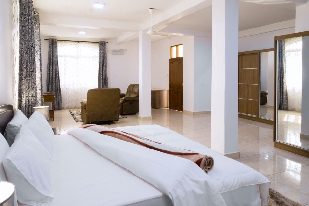 ארושה Two Mountains Lodge מראה חיצוני תמונה